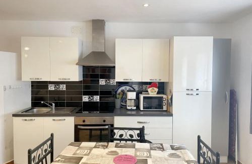 Prats-de-Mollo-la-Preste Apartment | Appartement confort avec vue montagne 35 m² idéal 3 pers