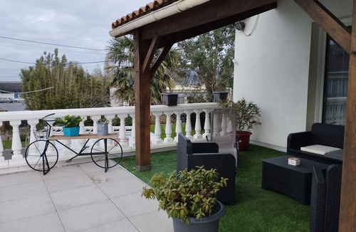 Saint-Florent-le-Vieil Apartment | Appartement Avec Terrasse