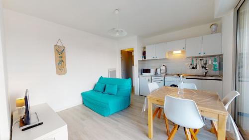 Saint-Gilles-Croix-de-Vie Apartment | Appartement Les Embruns