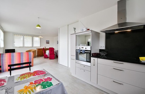 Saint-Gilles-Croix-de-Vie Apartment | Appartement Cour rouge