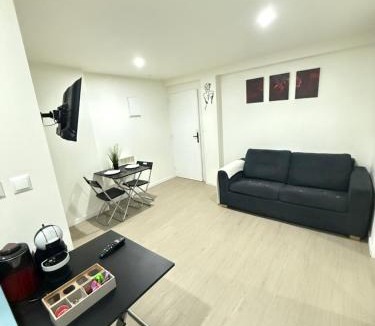 Villeneuve-Saint-Georges Apartment | Appartement confort Orly Paris