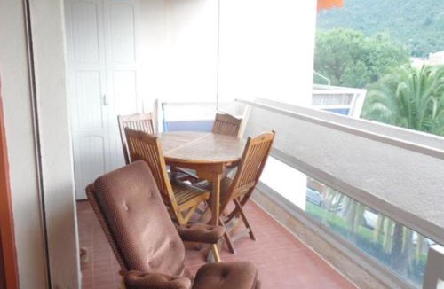 Amelie-les-Bains-Palalda Apartment | Appartement F3 avec parking à Amélie-les-Bains, 4 couchages, proche des thermes - FR-1-703-23