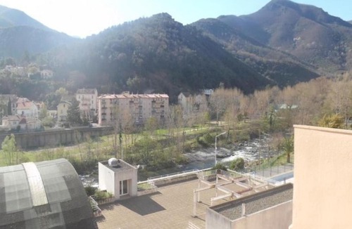 Amelie-les-Bains-Palalda Apartment | Appartement F2 climatisé avec terrasse, parking, à 600m des thermes - Amélie-les-Bains - FR-1-703-27
