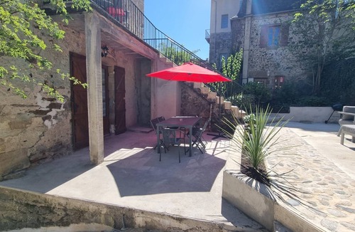 Beaulieu-sur-Dordogne Apartment | Appartement de Charme