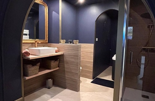 Equeurdreville-Hainneville Apartment | Appartement Avec Jacuzzi