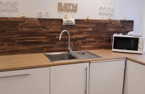 Saint-Leonard-de-Noblat Apartment | Appartement agréable