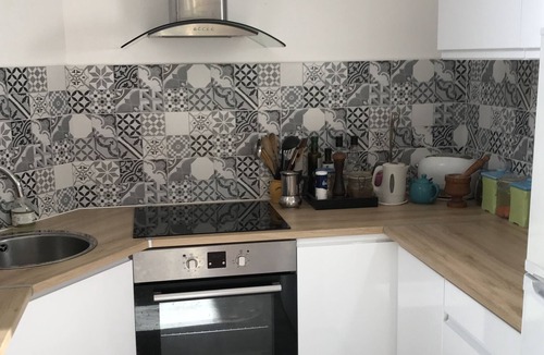 Saint-Michel-en-Greve Apartment | Appartement 200 mètres plages