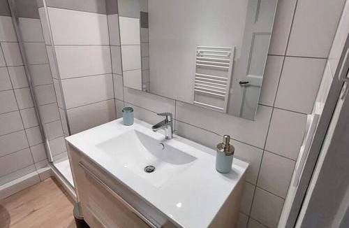 Coutances Apartment | Appartemement F2 refait à neuf hyper centre