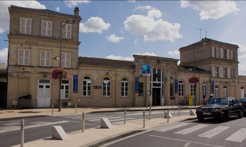 Arnouville Apartment | Appartement à deux pas de la gare