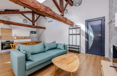 Castelnau-de-Montmiral Apartment | Appartement MIA - Calme - Castelnau de Montmirail