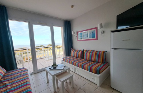Chateau-d'Olonne Apartment | Appartement C105 residence de l’estran -