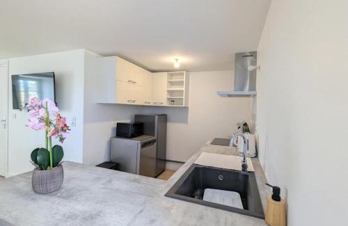 Saint-Benoit-des-Ondes Apartment | Appartement proche de la mer