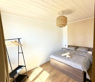 Saint-Florent-sur-Cher Apartment | Appartement chaleureux