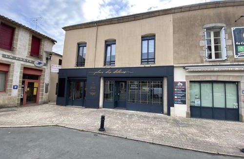 Saint-Laurent-sur-Sevre Apartment | Appartement 97 M2 proche Puy du fou