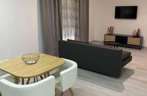 Saint-Rome-de-Cernon Apartment | Appartement Moderne et Cosy à St Rome de Cernon