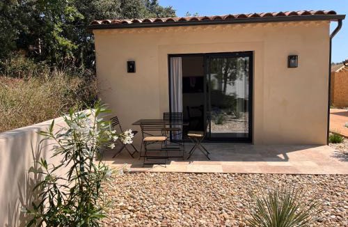 Aigaliers Apartment | Appartement à 10 min du centre ville d'Uzès