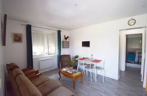 Sauveterre-Saint-Denis Apartment | Appartement à Caudecoste, proche d'Agen