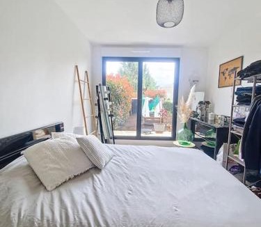 Saint-Cyr-l'Ecole Apartment | Appartement à louer 2 pièces