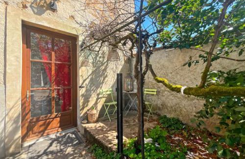 Saint-Savin Apartment | Appartement à la campagne