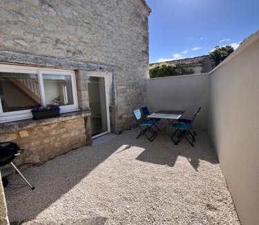 Segonzac Apartment | Appartement à la campagne