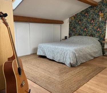 Saint-Jean-de-Vedas Apartment | Appartement élégant avec jacuzzi privé