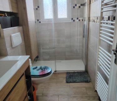 Europe Apartment | appartement étage