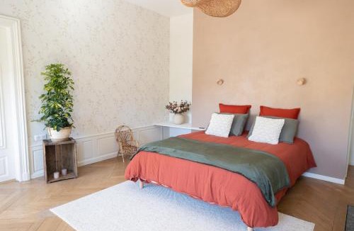 Mirecourt Apartment | Appartement 1 chambre L'Atelier du Photographe