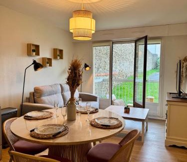 Dinard Apartment | Appartement 1 chambre pour 2 pers - rénové - terrasse