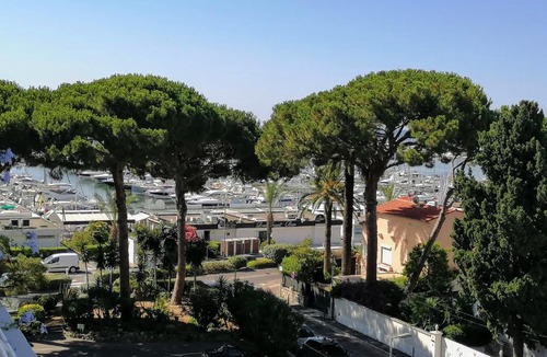 Golfe Juan Apartment | Appartement 1 pièce Golfe Juan Front de mer