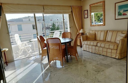 Golfe Juan Apartment | Appartement 1 pièce Golfe Juan Front de mer