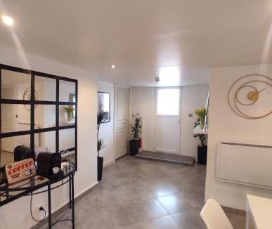 Garennes-sur-Eure Apartment | Appartement 100m2, indépendant dans notre maison