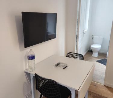 Avallon Apartment | Appartement 101