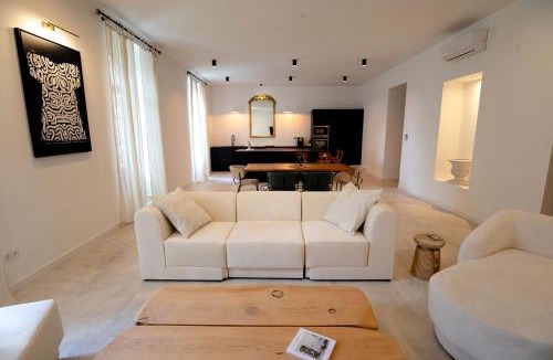 Aubenas Apartment | Appartement 120m2
