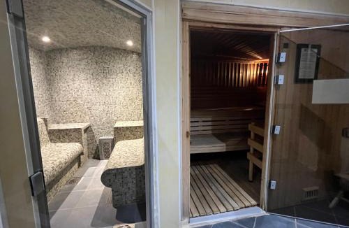 Cauterets Apartment | Appartement 2-4 personnes avec 1 chambre - Résidence les 100 lacs à Cauterets avec balcon et piscine chauffée