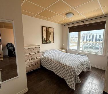 Baie Comeau Apartment | Appartement #2 avec chambre tout inclus