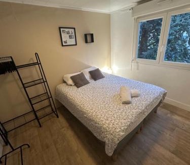 Noisy-le-Sec Apartment | Appartement 2 chambres lumineux à 10 minutes de Paris