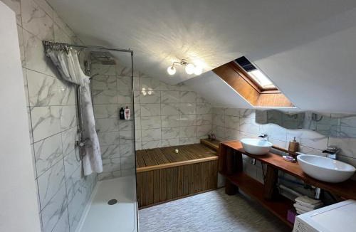 Coulonge Apartment | Appartement 2 chambres - Oliver's home