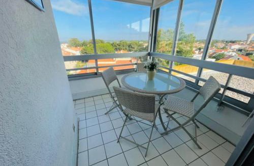 La Cote Radieuse Apartment | Appartement 2 pièces avec parking, WIFI, et climatisation - FR-1-748-14