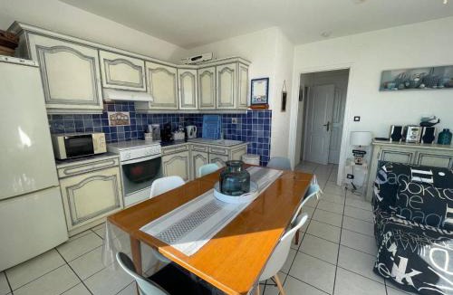 Saint-Cyprien Plage Apartment | Appartement 2 pièces cabine 5 couchages SAINT CYPRIEN SC610-002