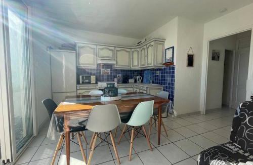 Saint-Cyprien Plage Apartment | Appartement 2 pièces cabine 5 couchages SAINT CYPRIEN SC610-002