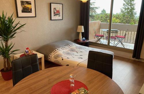 Montrichard Apartment | Appartement 2 P 5 PER ENTRE BEAUVAL & CHENONCEAU