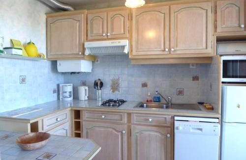 Argeles Plage Apartment | Appartement 2 pièces + cabine, 6 pers., proche plage, garage, animaux bienvenus - FR-1-776-84