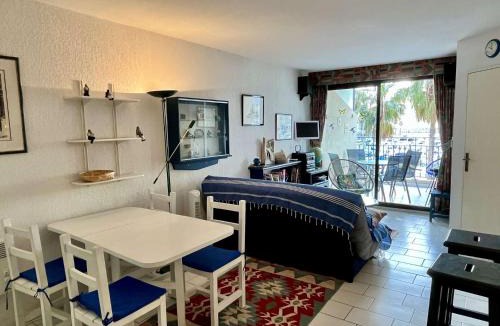 Plage d'Argeles Apartment | Appartement 2 pièces cabine vue sur le port d'Argelès sur mer 6 couchages AR660-022