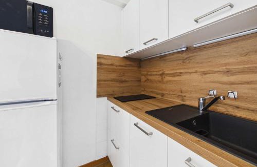 Marseillan Plage Apartment | Appartement 2 pièces 4 pers avec terrasse, parking privé et accès direct plage à Marseillan - FR-1-326-791