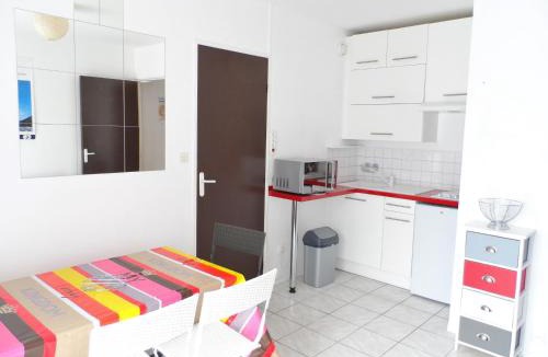 Cabourg Apartment | Appartement 2 pièces avec balcon ensoleillé près de l'hippodrome de Cabourg - FR-1-487-297