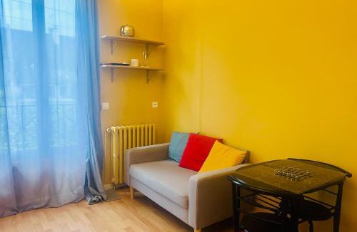 Yerres House | Appartement 2 pièces lumineux et cofortable avec vue jardin