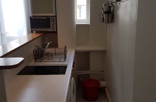 Saint-Vincent-de-Paul Apartment | Appartement 2 Pièces Montmartre