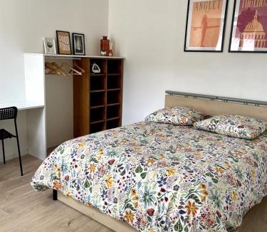 Tarbes Apartment | Appartement 2 pièces situé en face du jardin Massey et gare accessible à pied