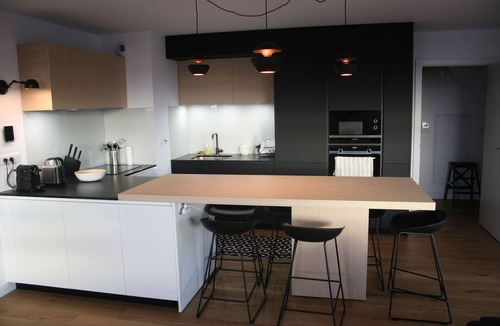 Behobie Apartment | Appartement 3 Chambres vue Phare de Biarritz, Bord de Plage Avec Grande Terrasse