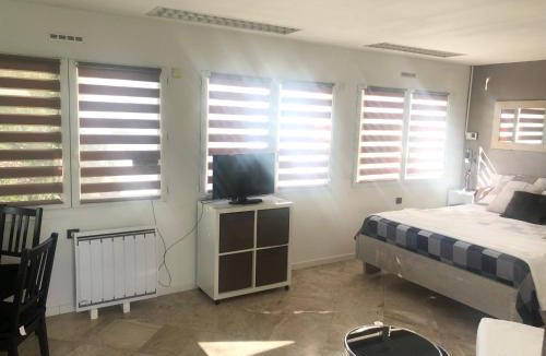 Saint-Jean-du-Cardonnay Apartment | APPARTEMENT 3 LITS Parking Proche Rouen Dock